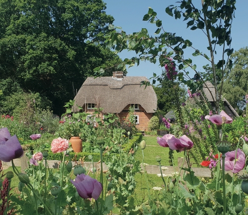 Loved by Your Hampshire and Dorset Wedding magazine