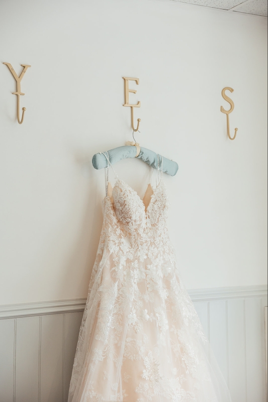 Gallery image 7: chameleon-for-beautiful-clothes-and-bridal