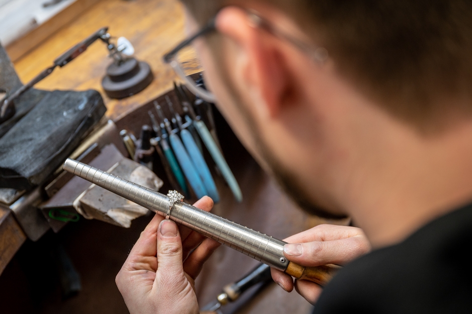 Gallery image 1: jeremy-france-jewellers
