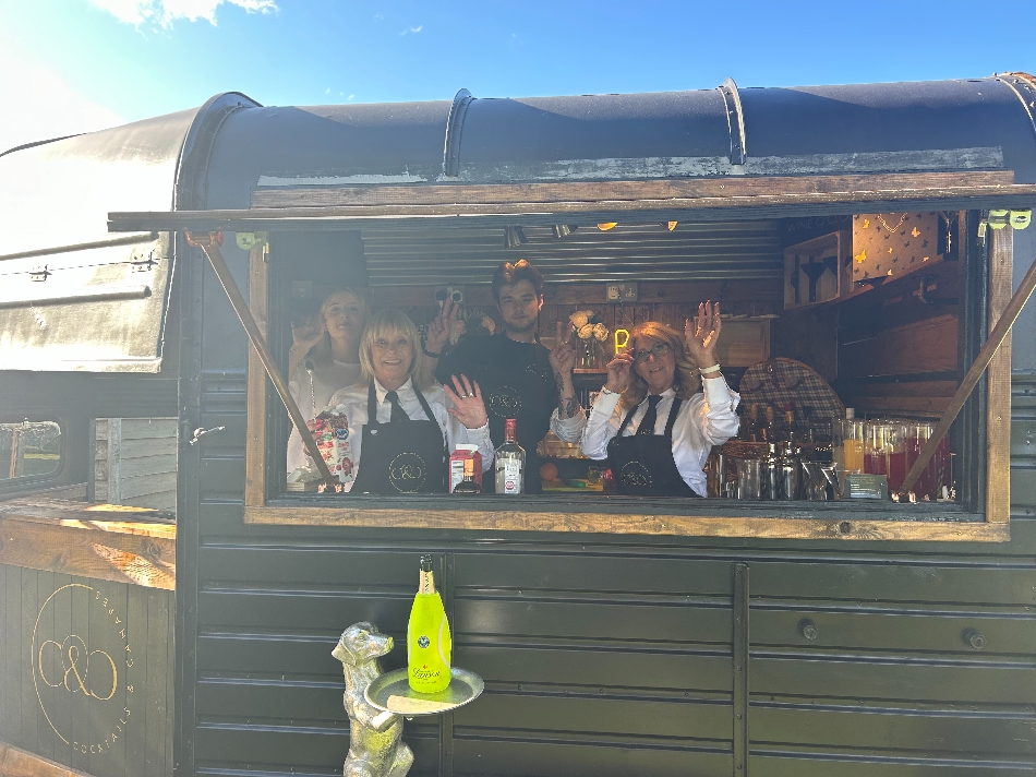 Gallery image 2: cocktails-and-canapes