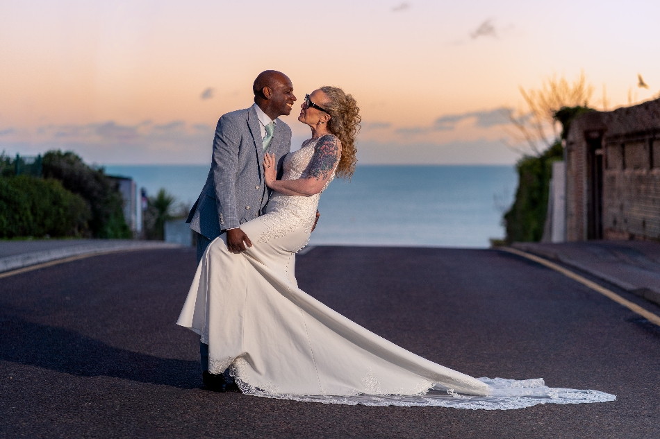 Gallery image 12: chins-images