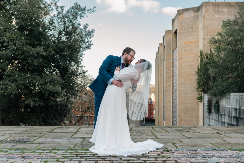 Gallery image 17: chins-images