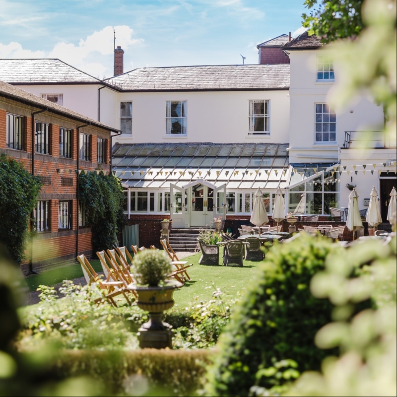 Gallery image 5: the-winchester-royal