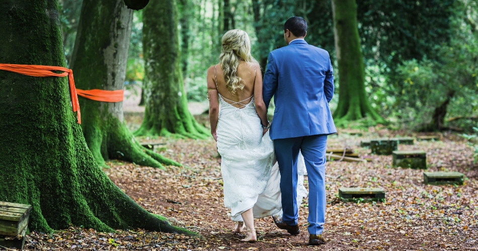Image 2: Weddings in the Wood