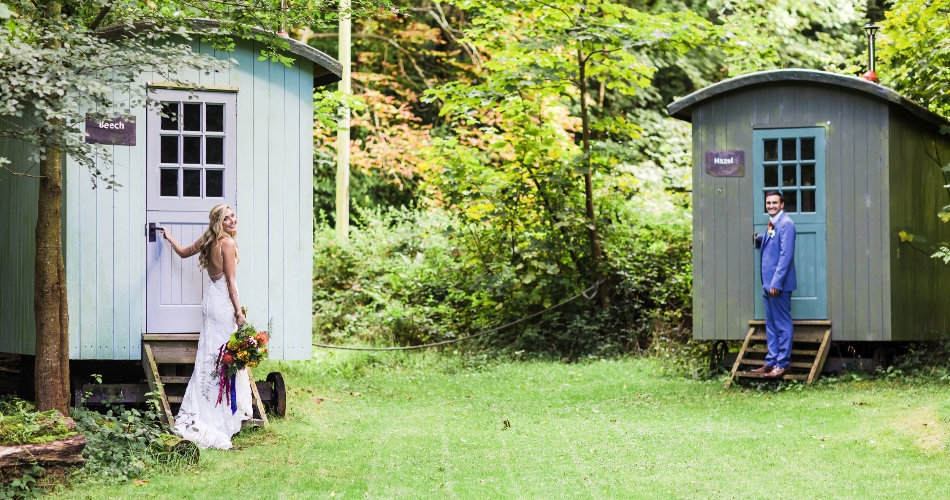 Image 3: Weddings in the Wood