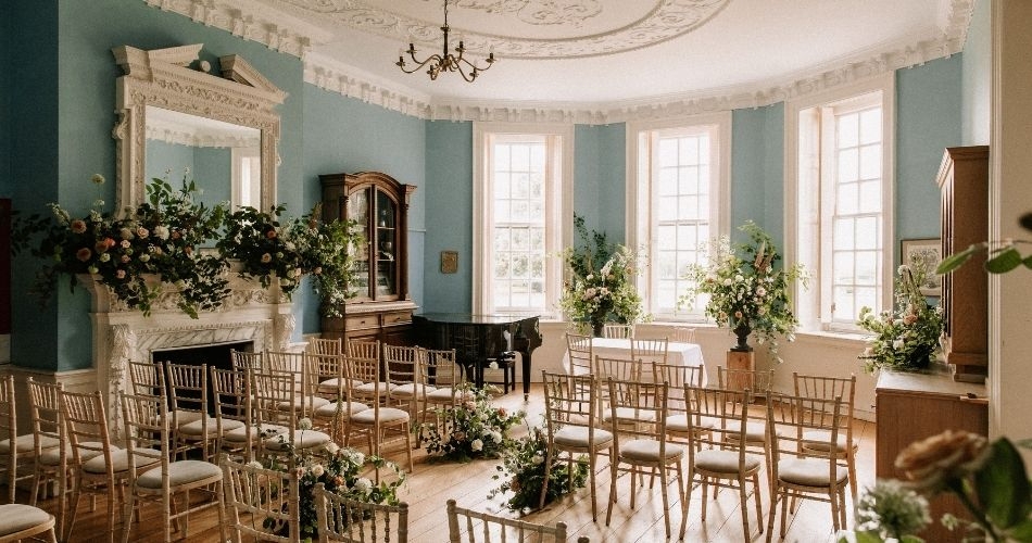 Image 3: Walhampton Weddings
