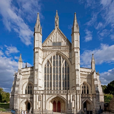 Wedding Venue Inspiration: Winchester Cathedral, Hampshire