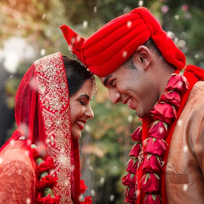7 unique wedding traditions from around the world 
