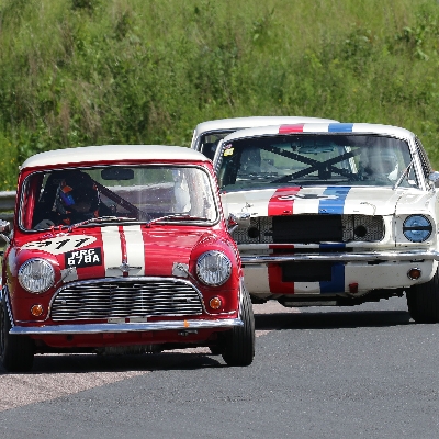 Hampshire's Thruxton Race Circuit hosting retro race day