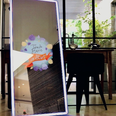 Discover G.O.S Magic Mirror Photo Booth's new wedding product