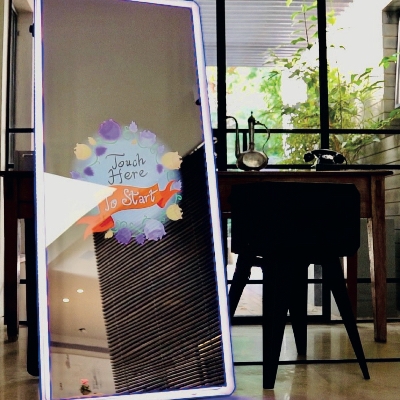 Discover G.O.S Magic Mirror Photo Booth's new wedding product