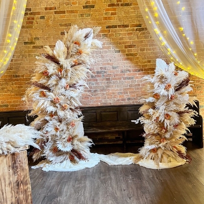 Venue styling inspiration with Boho Backdrops & Bouquets