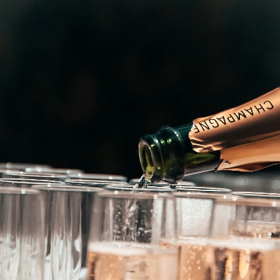 Wedding News: Five myths about Champagne