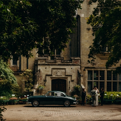Wedding News: Minstead Lodge in the New Forset shares new look