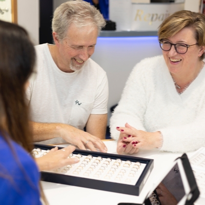 Forum Jewellers in Dorset shape one-of-a-kind pieces