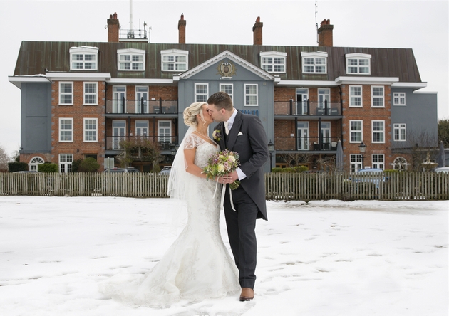 Couples bid to win a winter wedding at luxury New Forest venue: Image 1