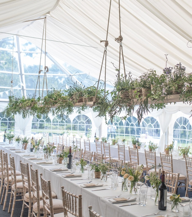 Hampshire-based floral designer champions greener weddings: Image 1