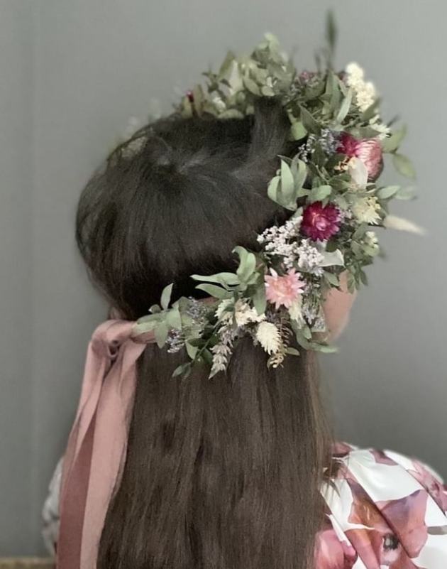 woman wearing flower crown