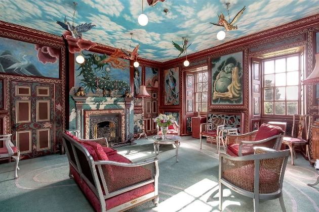 Italian inspired large lounge area