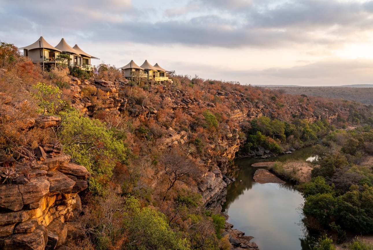 lodges on hilltop 