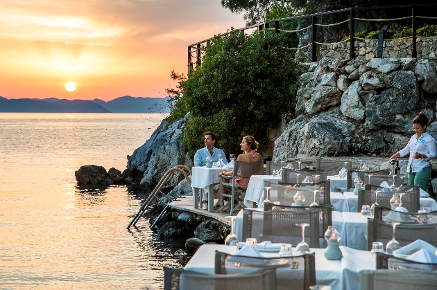 couple at beach side restaurant