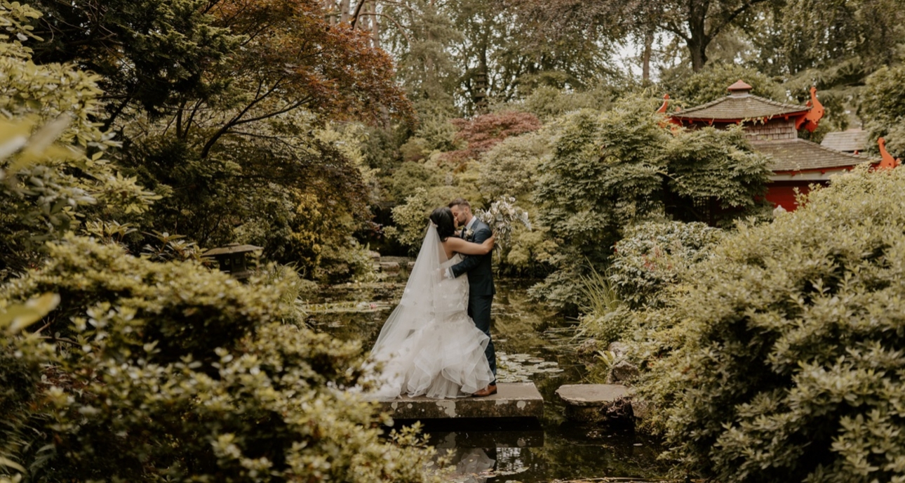 Kissing couple