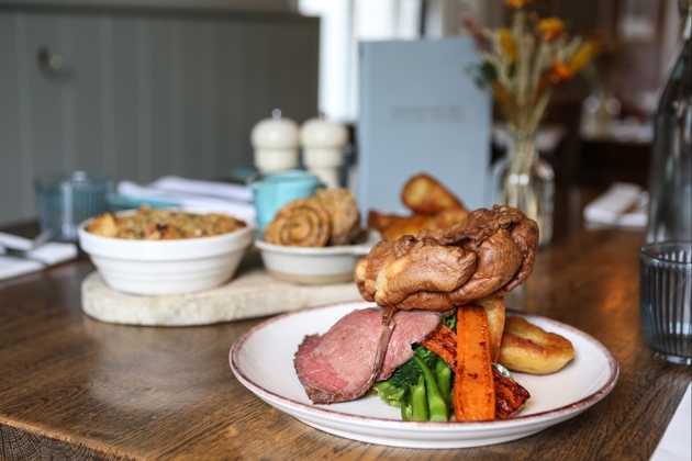 Dinner at The Hoddington Arms in Upton Grey, Hampshire