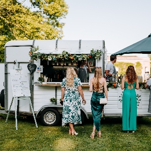 Clink & Drink Mobile Bars