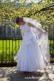 Real Green Dress, Vintage & Contemporary Ethical Wedding Dresses: Image 7